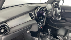 MINI Hatchback 1.5 Cooper Exclusive 5dr Auto [Comfort/Nav Pack] Petrol Hatchback